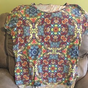 Lularoe Classic Tee
